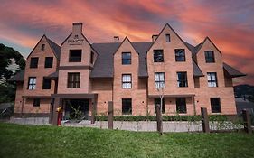 Pinot Hotel
